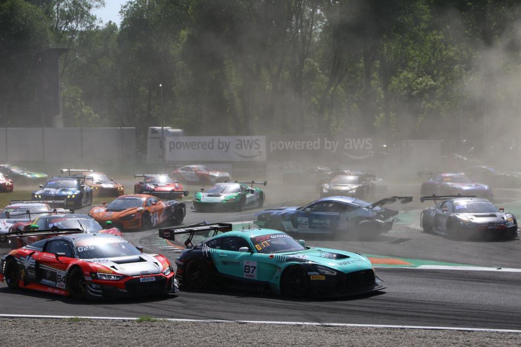 GTWC Europe Endurance Cup, Monza: Tresor Attempto Audi conquista una clamorosa vittoria assoluta dopo una gara ad eliminazione 1 IMG 2068