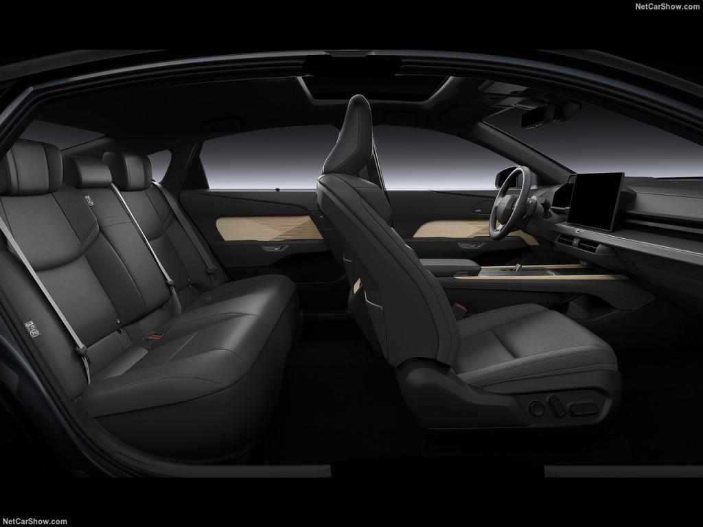 Guida all'acquisto: Lexus ES 300h, il premium efficiente 1 Lexus ES 2026 1280 ad2e92dd3e30b157af3b0b5238d3880c0c