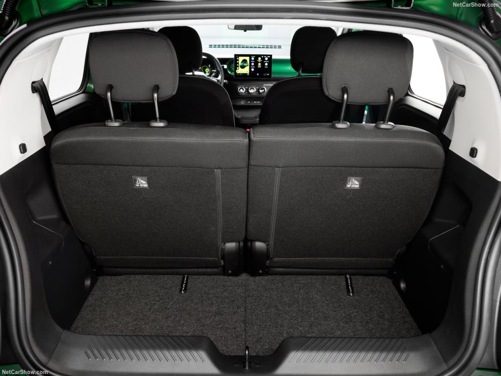 Guida all'acquisto: Renault Twingo E-Tech, il riferimento 3 Renault Twingo E Tech EV 2027 1280 9dc6c72ccff5993f0fe6dfb24a848d592c