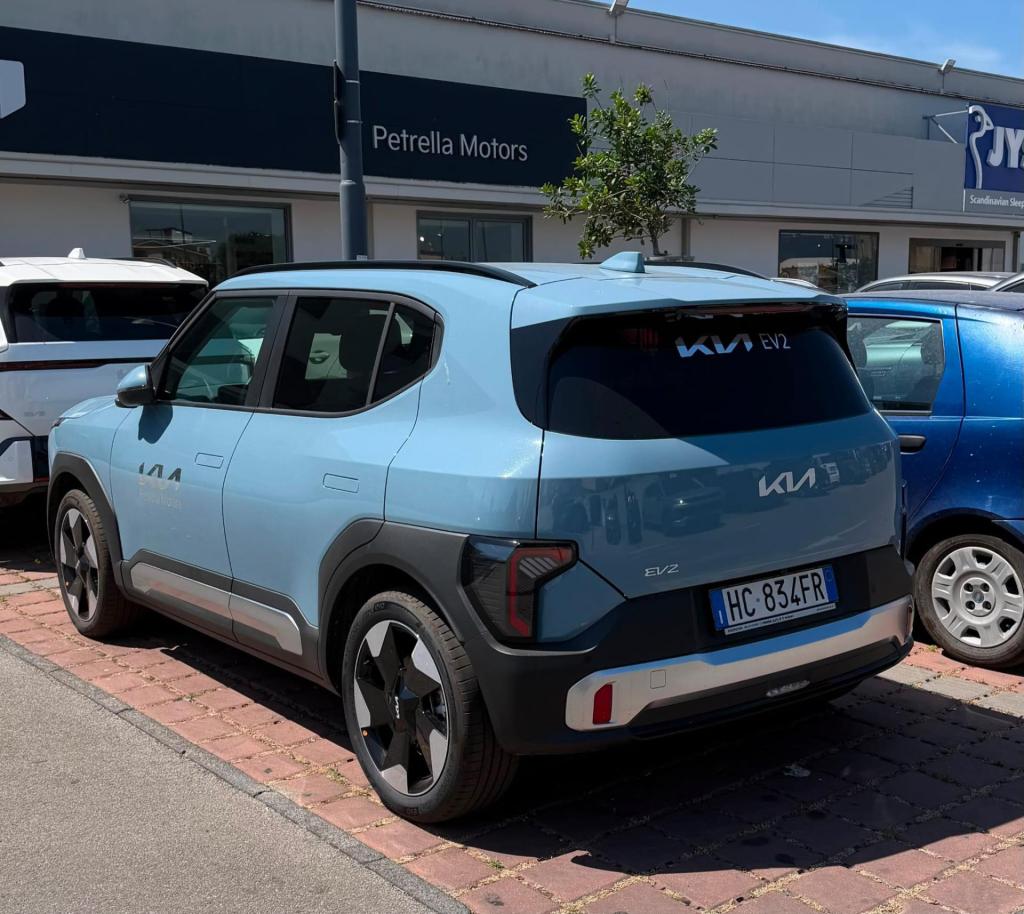 Test Drive: Kia EV2, Il B-SUV Elettrico per la Famiglia Concreto e Maturo 2 WhatsApp Image 2026 06 16 at 20.07.06
