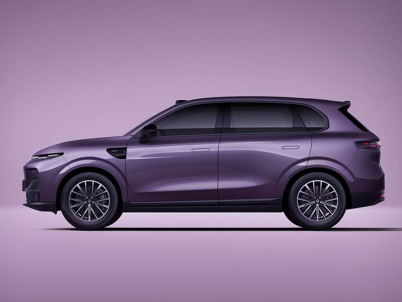 GUIDA ALL'ACQUISTO: LEAPMOTOR B10, IL C-SUV ibrido range extended, REEV 4 leapmotor b10 reev side view