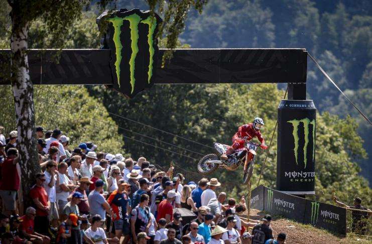 MXGP | GP della Repubblica Ceca 2026: Herlings firma una domenica perfetta e si prende la vetta del Mondiale