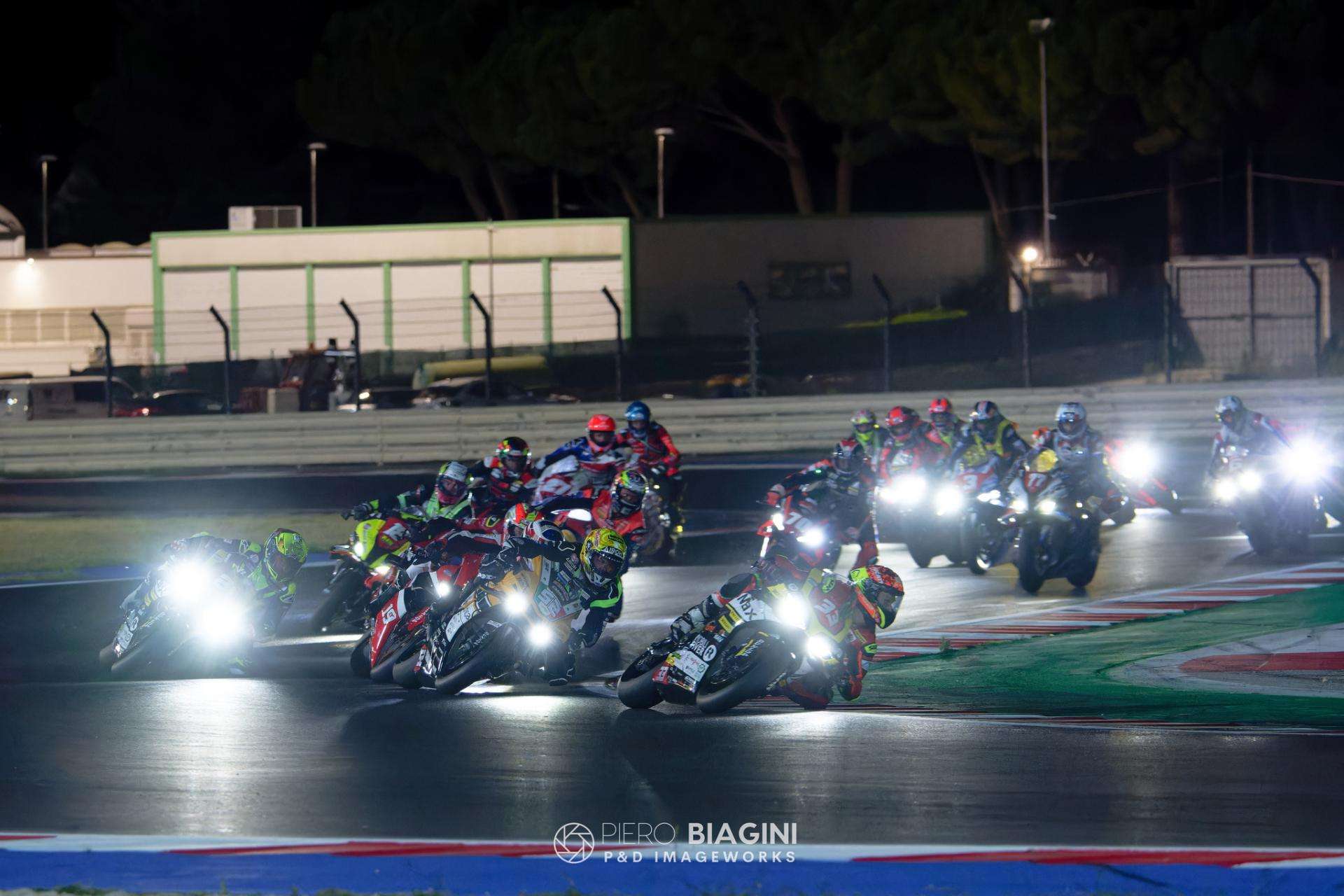 CIV R4 Misano SBK RN Gara1 01