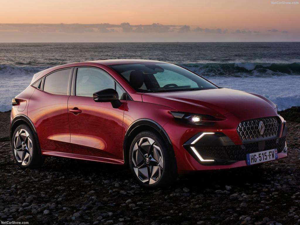 Test Drive: Renault Clio E-Tech 160 CV Esprit Alpine, l’ibrida che veste sportivo 2 Renault Clio 2026 1280 e4bff4cd4121b85359f61b50907f8dd099