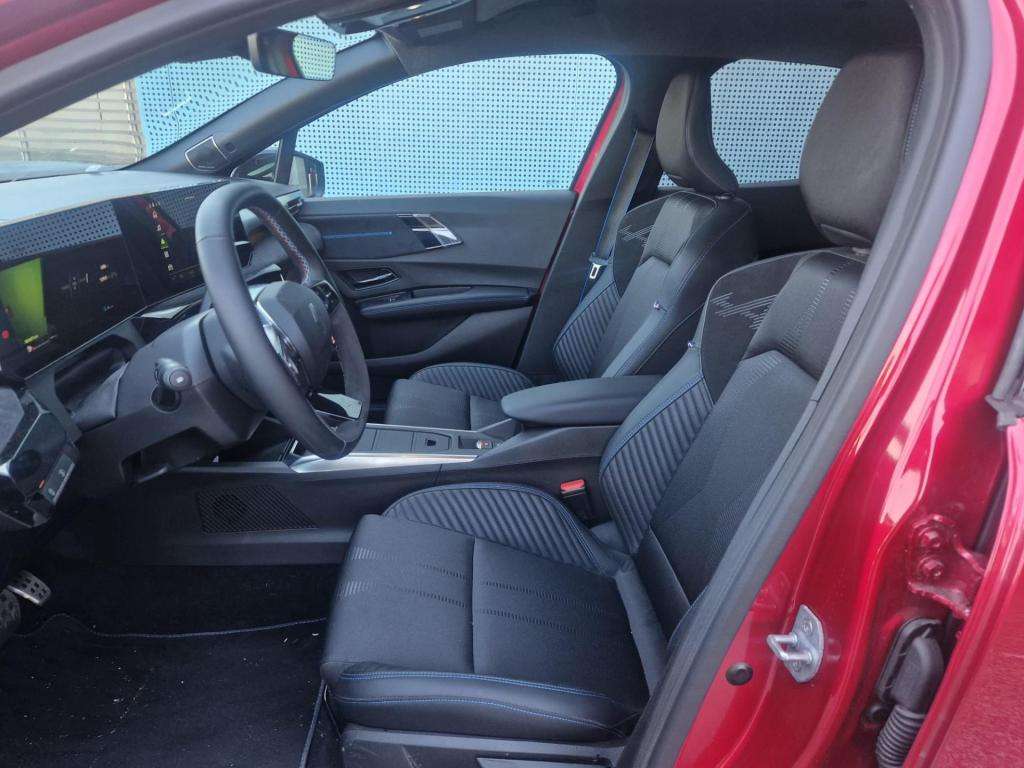 Test Drive: Renault Clio E-Tech 160 CV Esprit Alpine, l’ibrida che veste sportivo 3 WhatsApp Image 2026 07 15 at 10.01.10 10