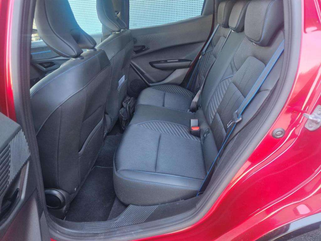 Test Drive: Renault Clio E-Tech 160 CV Esprit Alpine, l’ibrida che veste sportivo 4 WhatsApp Image 2026 07 15 at 10.01.10 9