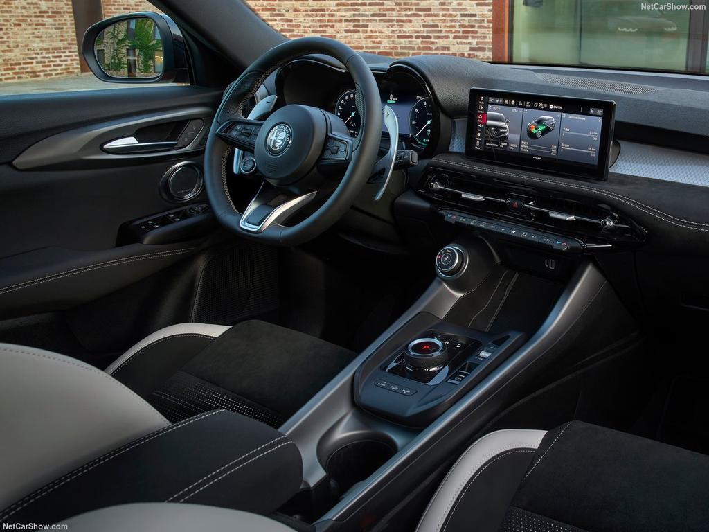Test Drive: Alfa Romeo Tonale Plug In Q4, Sfrontata la Scommessa elettrificata del Biscione 5 Alfa Romeo Tonale 2026 1280 00385a95fb4edd4b55ebfb60d080c33ca5