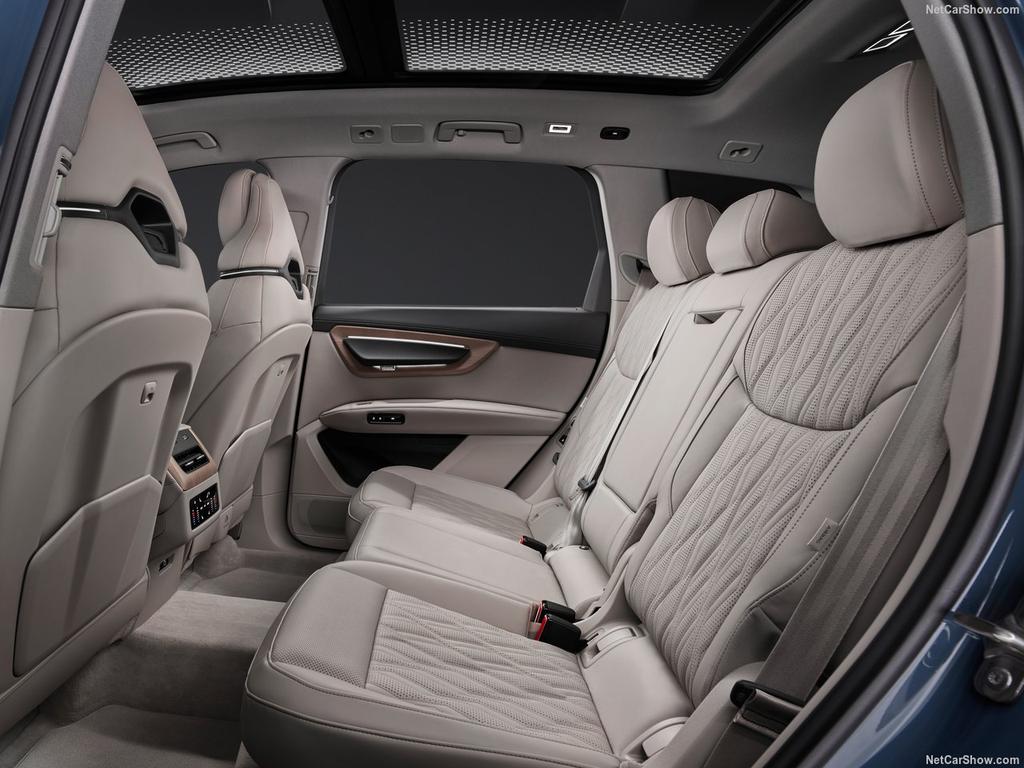 Auto Notizie: Nuova Audi Q7, La terza generazione dell'ammiraglia tra tecnologia OLED e motore V6 TDI 1 Audi Q7 2027 1280 6c0162faaa3c6b60ae29a22fb37272d6f4
