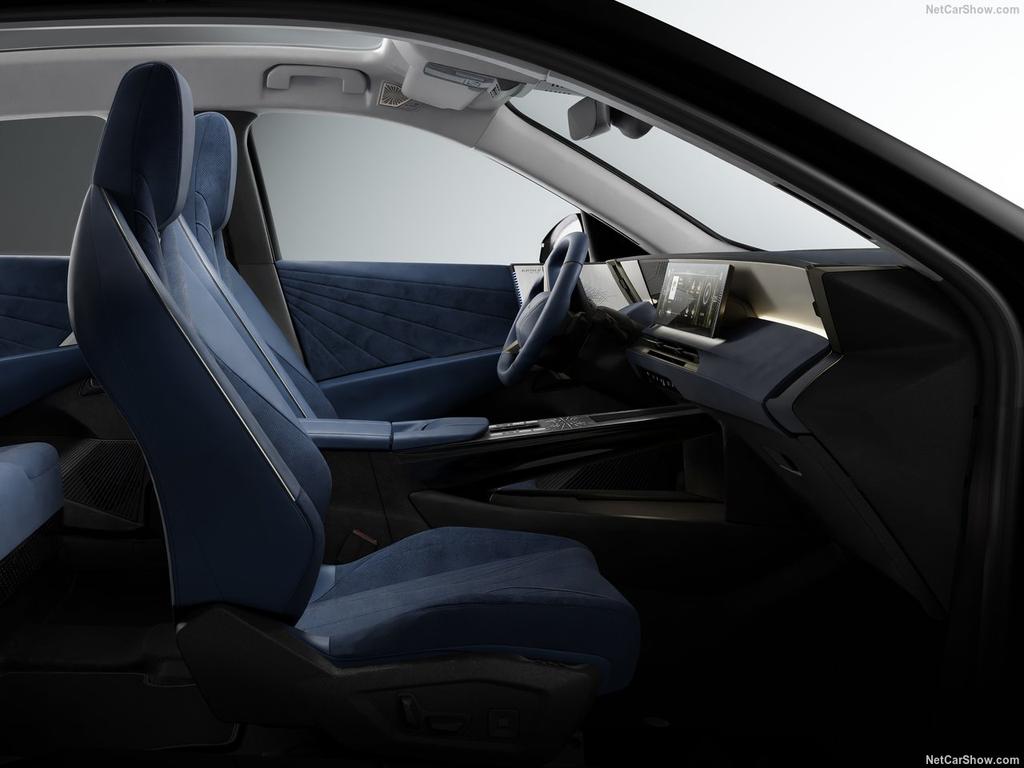 Guida all'acquisto: DS N°7, il lusso francese che parla italiano 2 DS No7 2027 1280 2b3f3d216d2e915cb4b600419622e057e2
