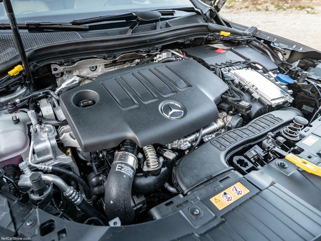 Test Drive: Mercedes-Benz GLA 200d AMG Line 150cv, il fascino della stella, la generosità del diesel 4 Mercedes Benz GLA 2021 1280 bee4fcf97ee0b96fddfcb1e5c698aa9f73