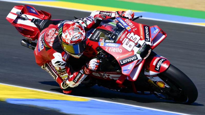 MotoGP: Bagnaia Beffa Marc Márquez E Conquista La Pole A Le Mans Per 12 ...